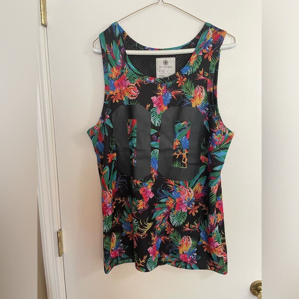ON THE BYAS Men’s Double Zero Tropical Crazy Colors Sleeveless Jersey size M